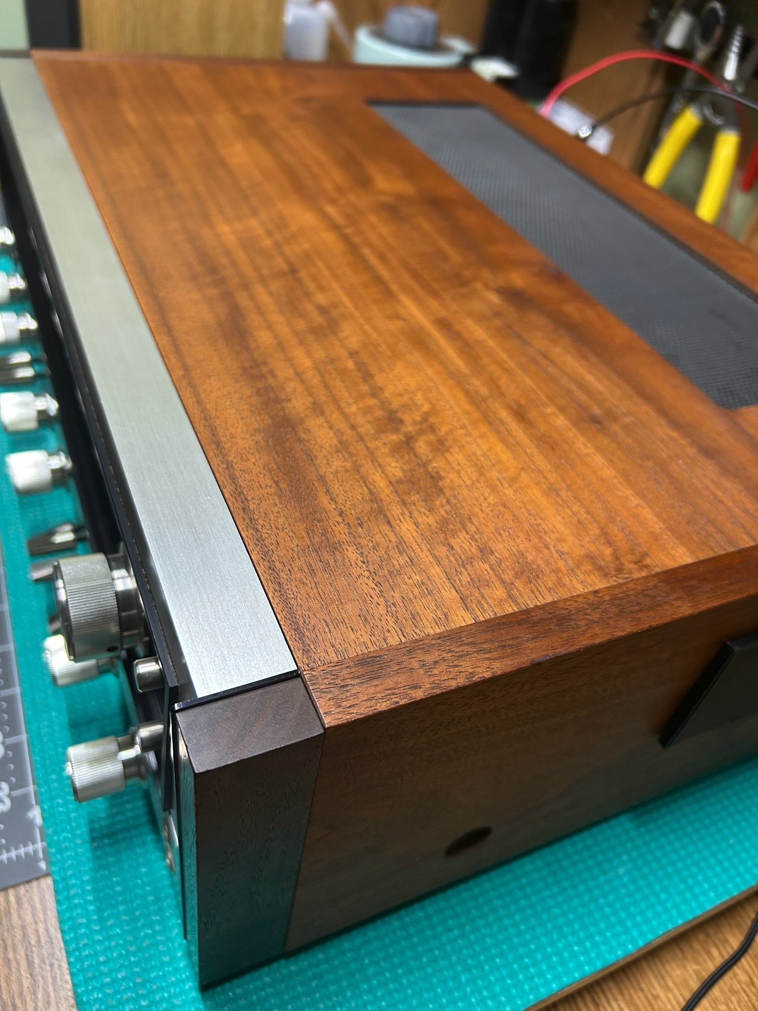 Refinished real walnut cabinet of restored Pioneer SX-828